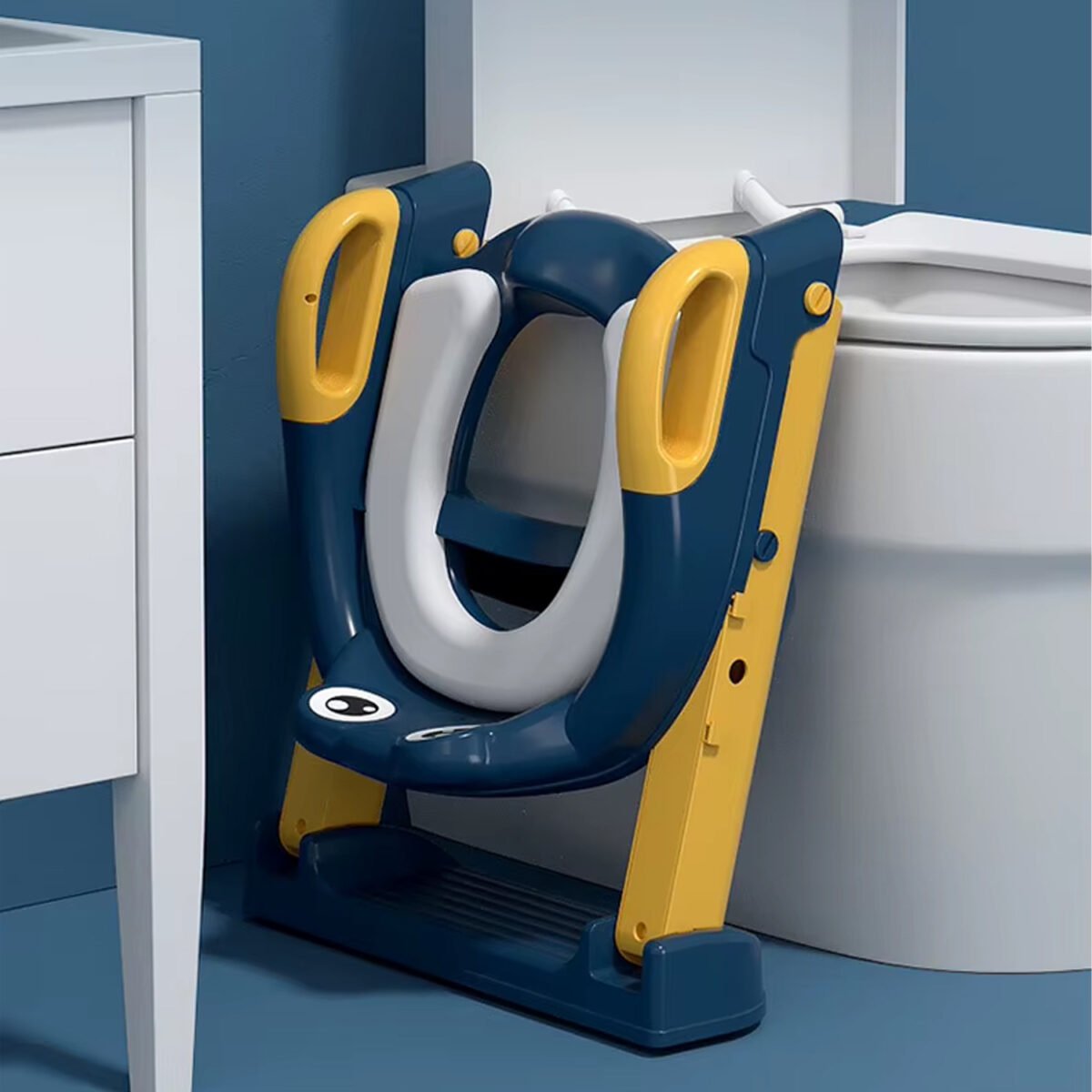 Foldable Potty Training Seat with Ladder - Image 3